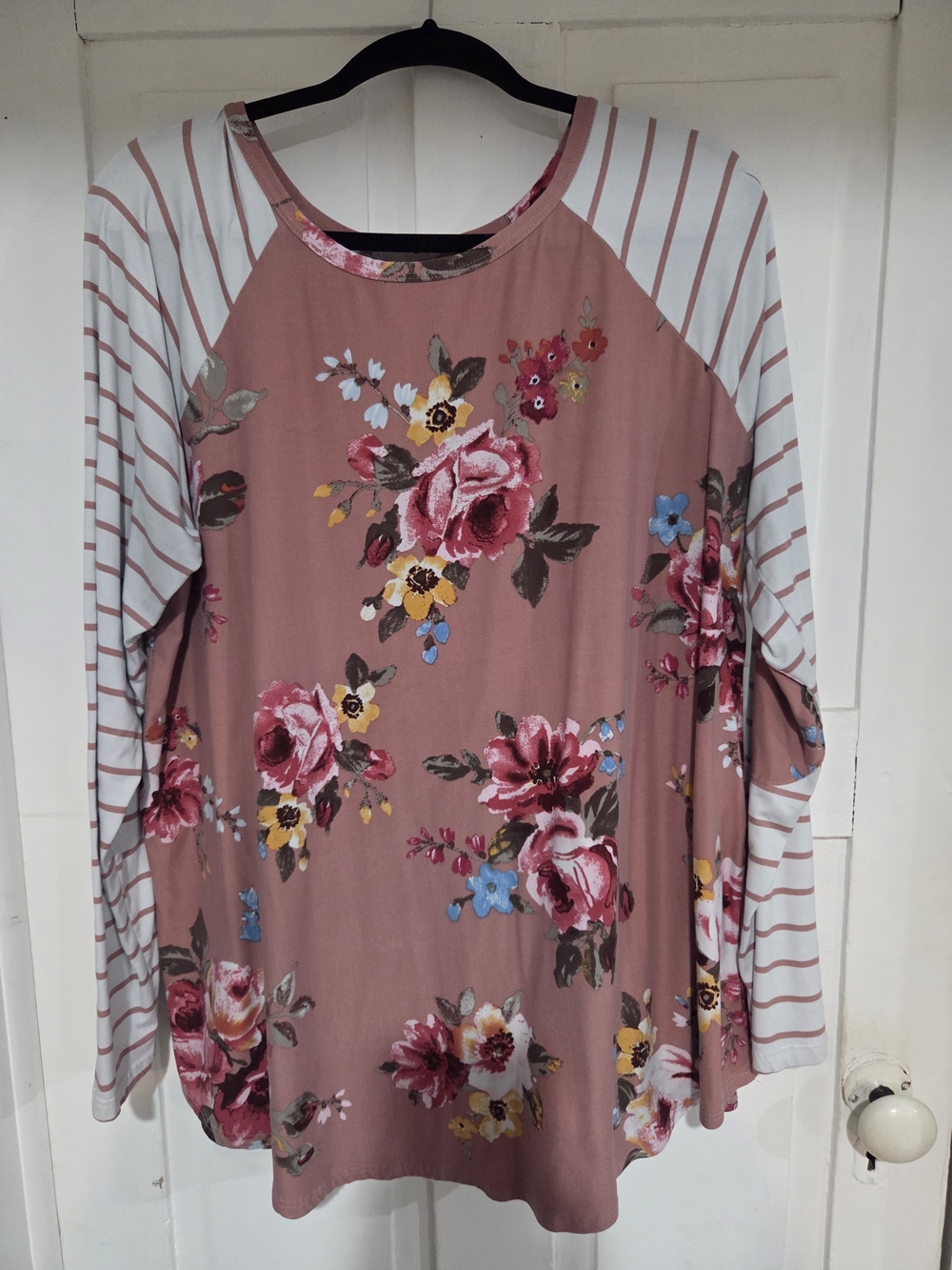 Chic Soul Dusty Rose Floral Raglan Long Sleeve Top